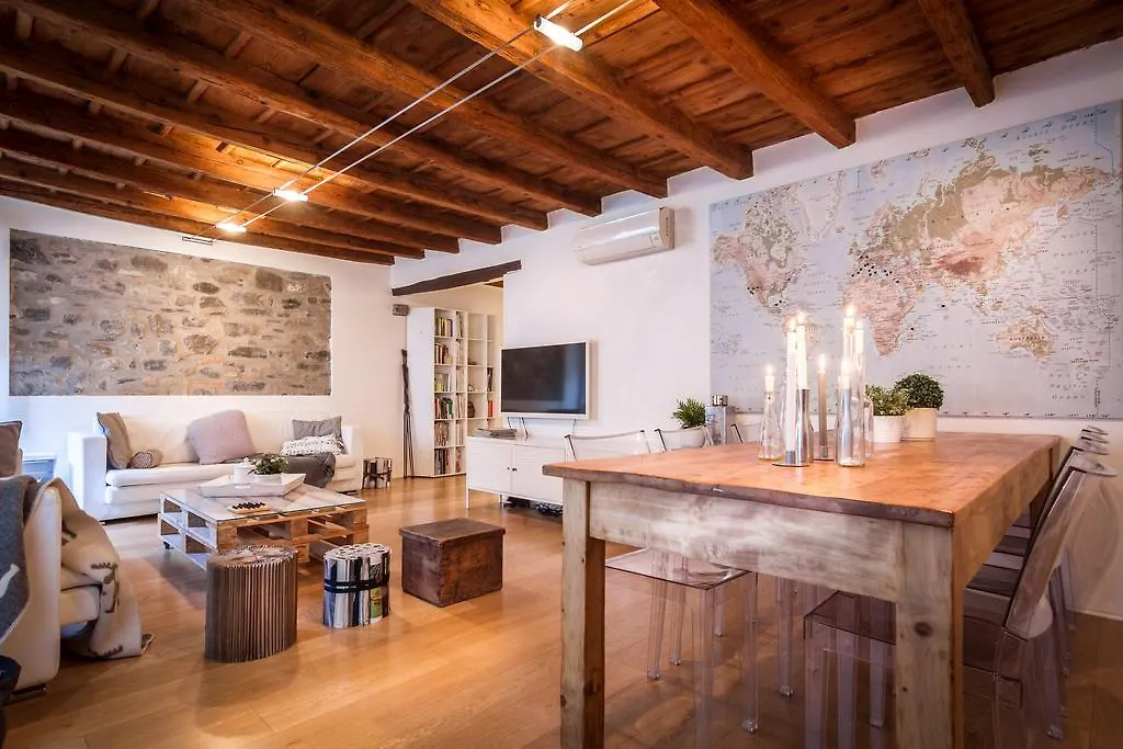 Home In Como 0*,  Italy